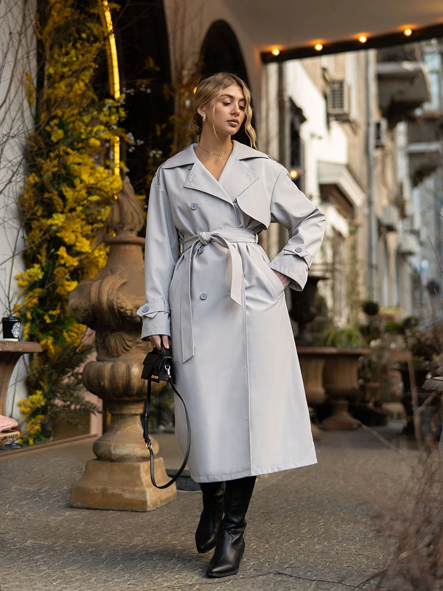 Сірий класичний тренч