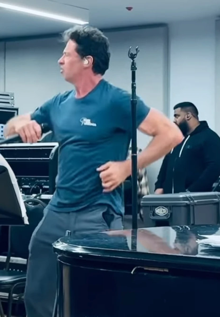 Х'ю Джекман показав запальні танці