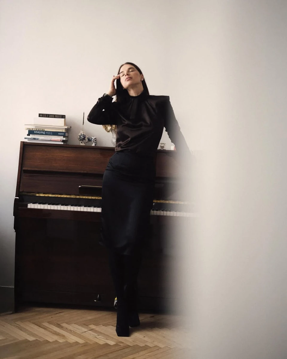 Дружина Усика наробила фото до Міжнародного жіночого дня