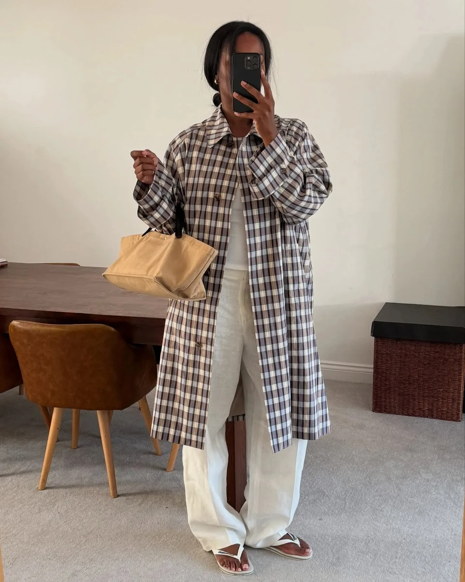 Образ з пальто у клітинку