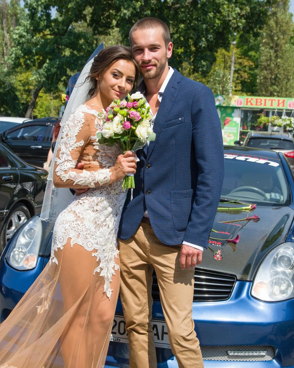 Фото з весілля Гвоздьової і чоловіка