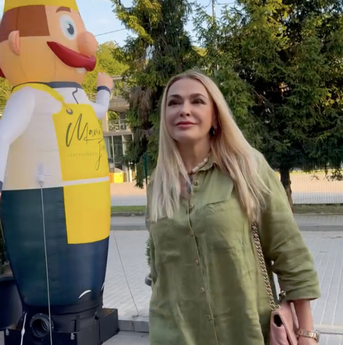 Ольга Сумська у стильному луці зазнімкувалася на відпочинку