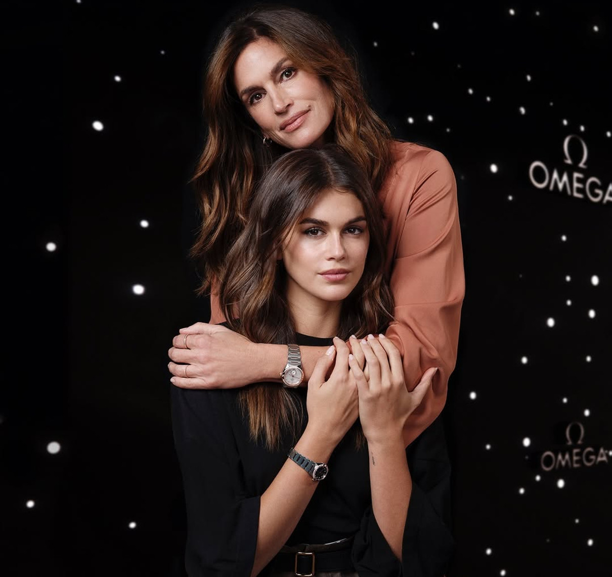 Сінді Кроуфорд та Кая Гербер позують для фото