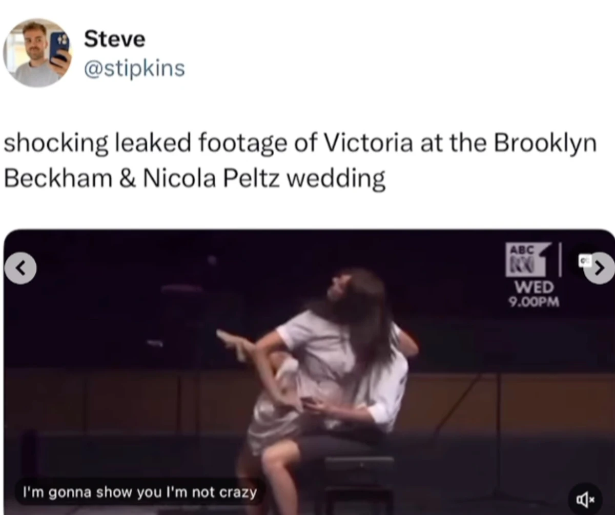 У мережі сміються з танців Вікторії Бекхем на весіллі сина