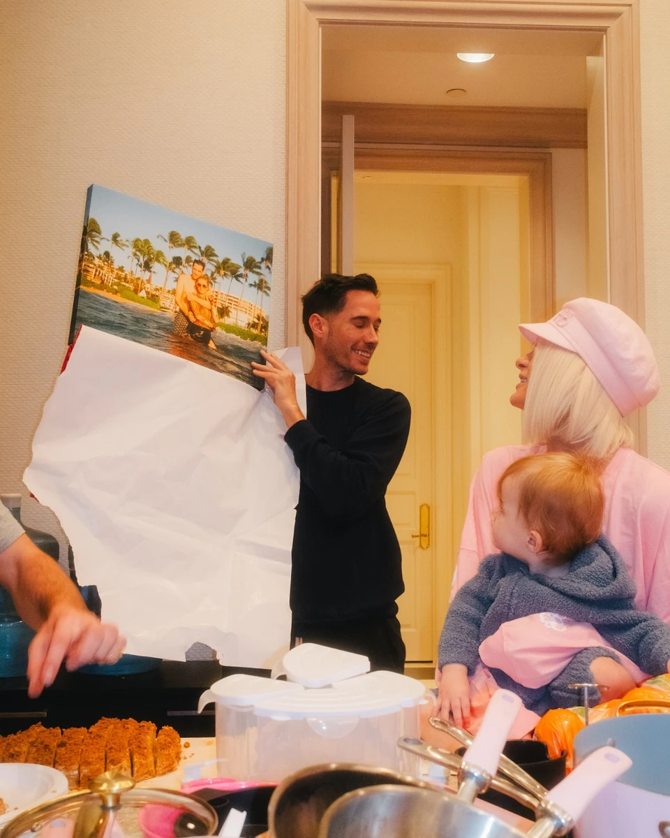 Чоловік Періс Хілтон