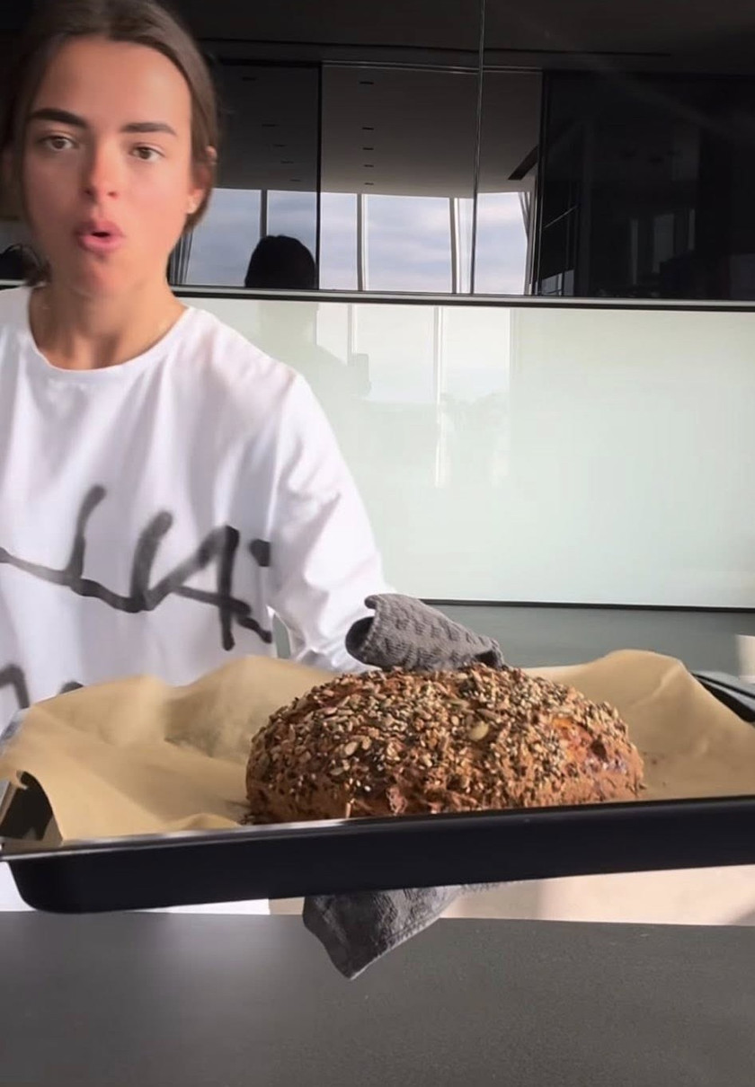 Хліб із кабачком і кисломолочним сиром