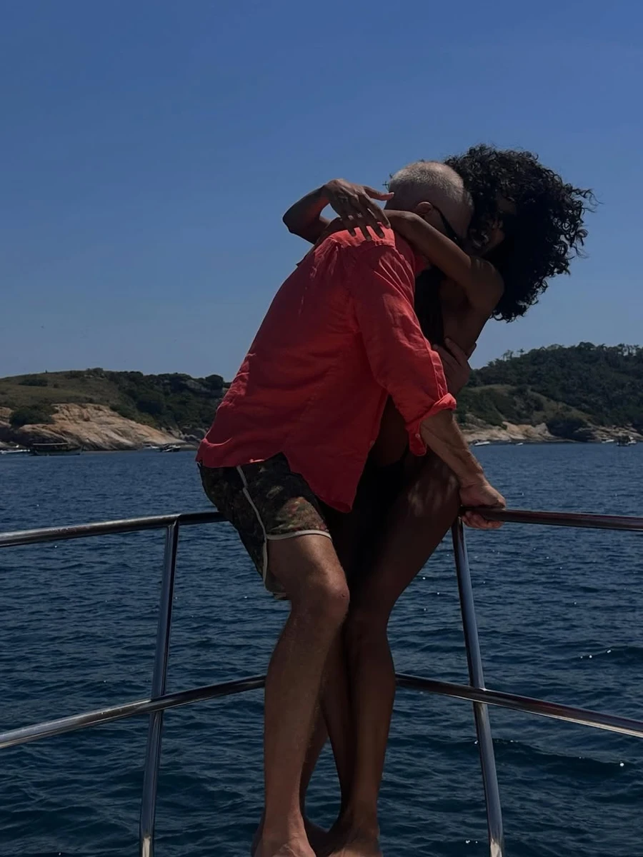 Венсан Кассель і його дівчина