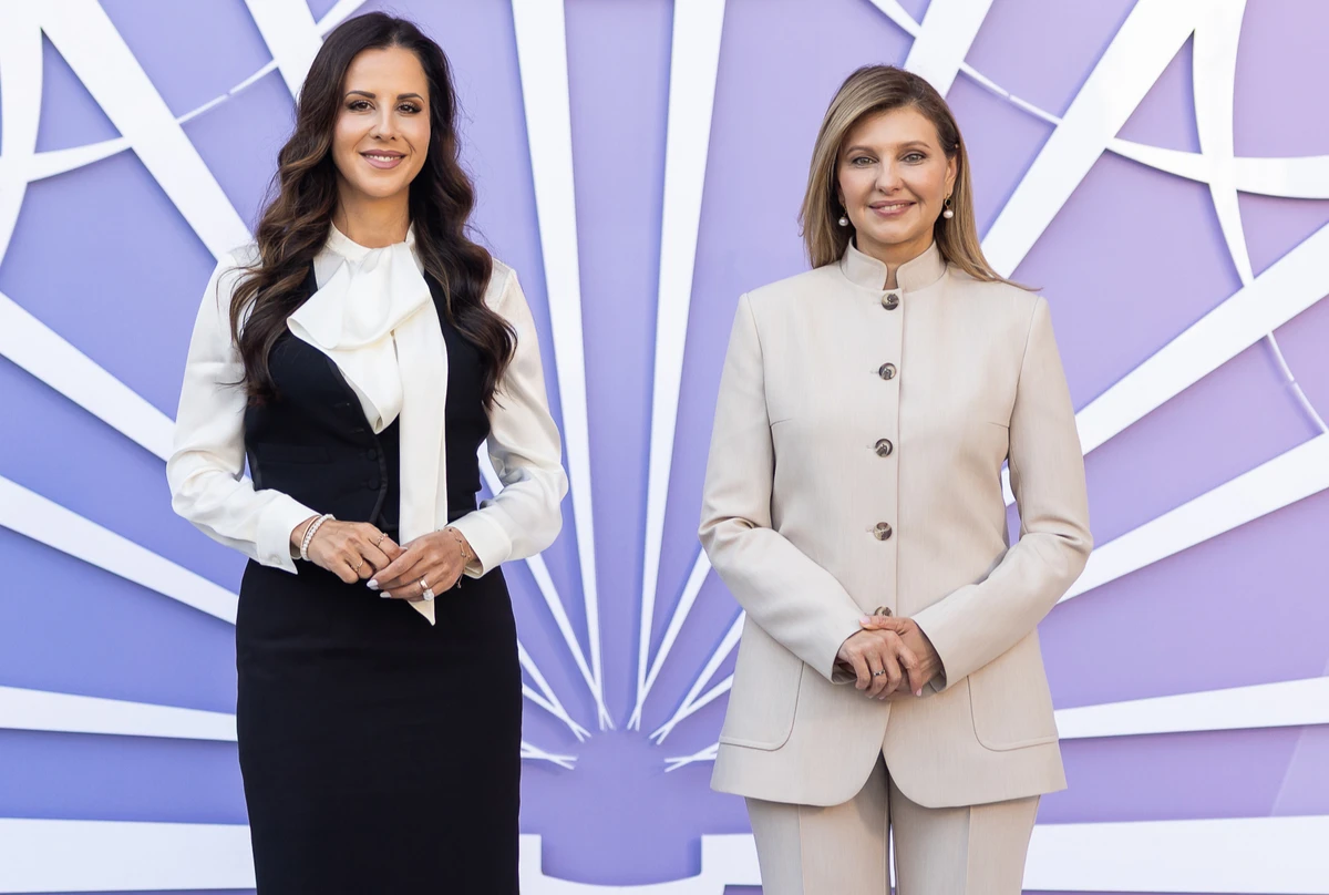 Олена Зеленська в елегантному костюмі показалася на Саміті