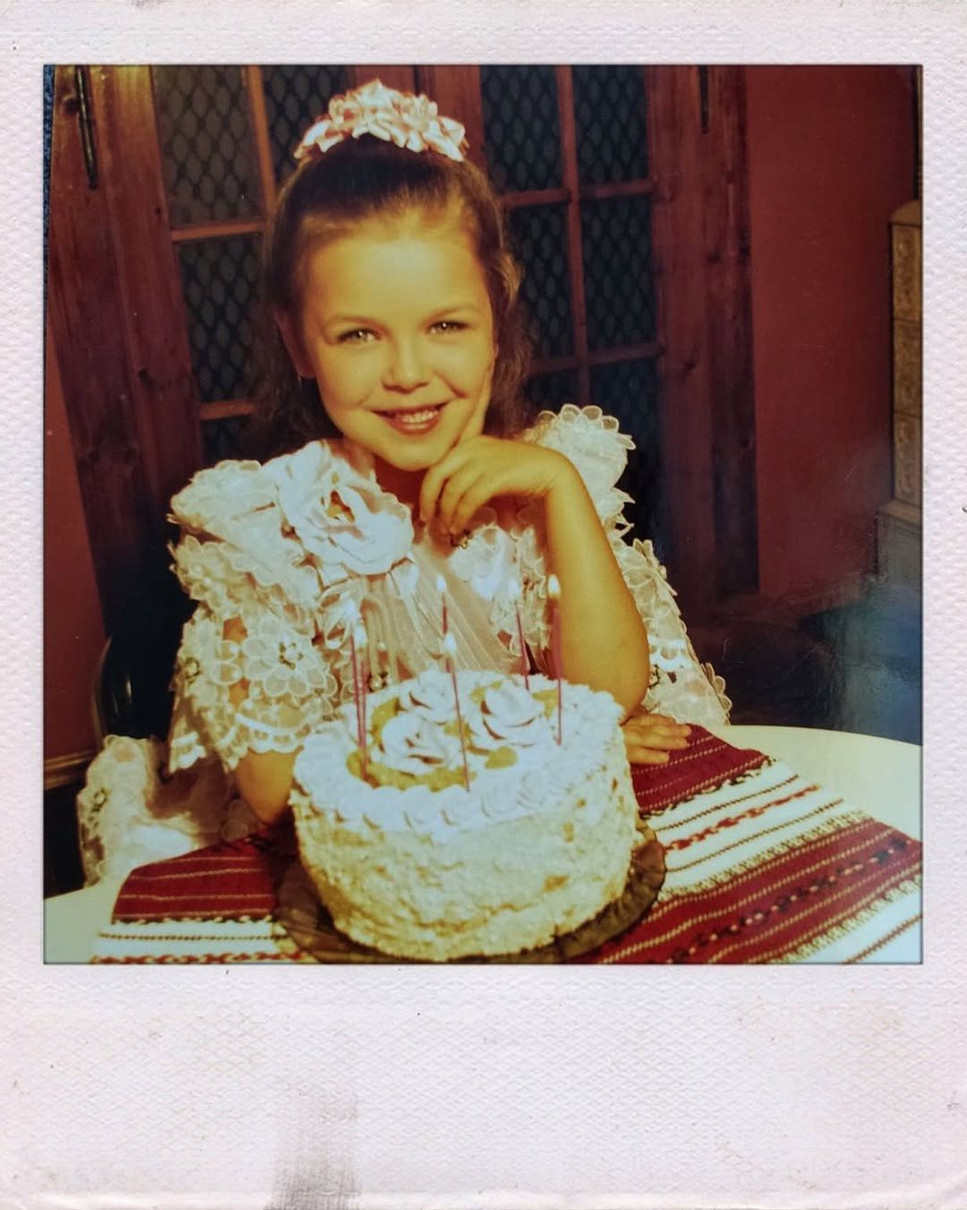 Аліна Гросу в дитинстві