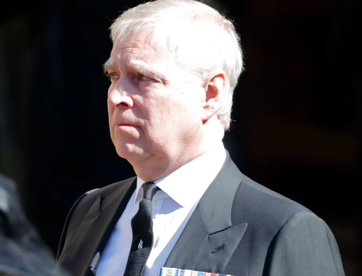 Принц Ендрю на фото