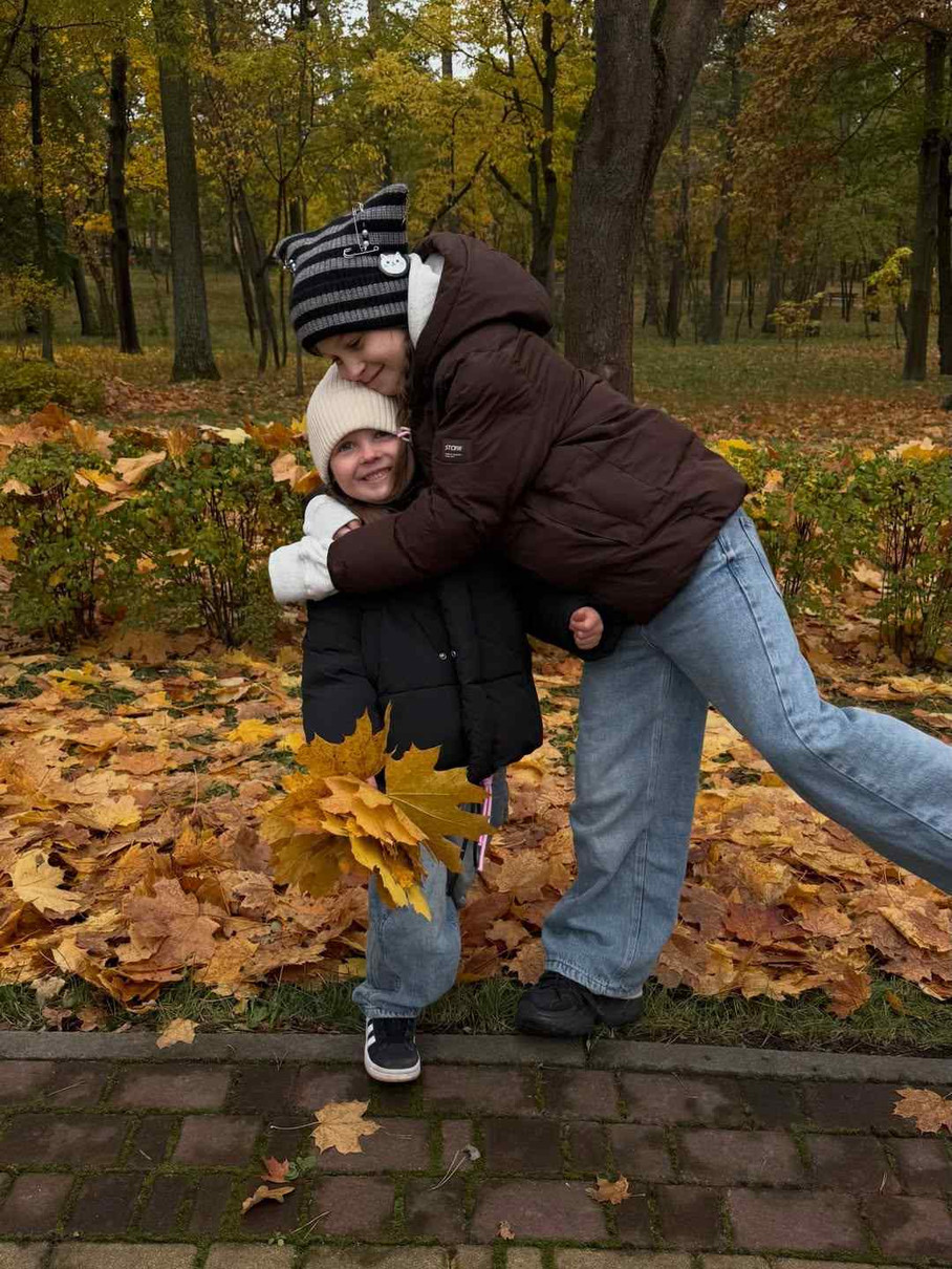 Олена Світлицька і її діти