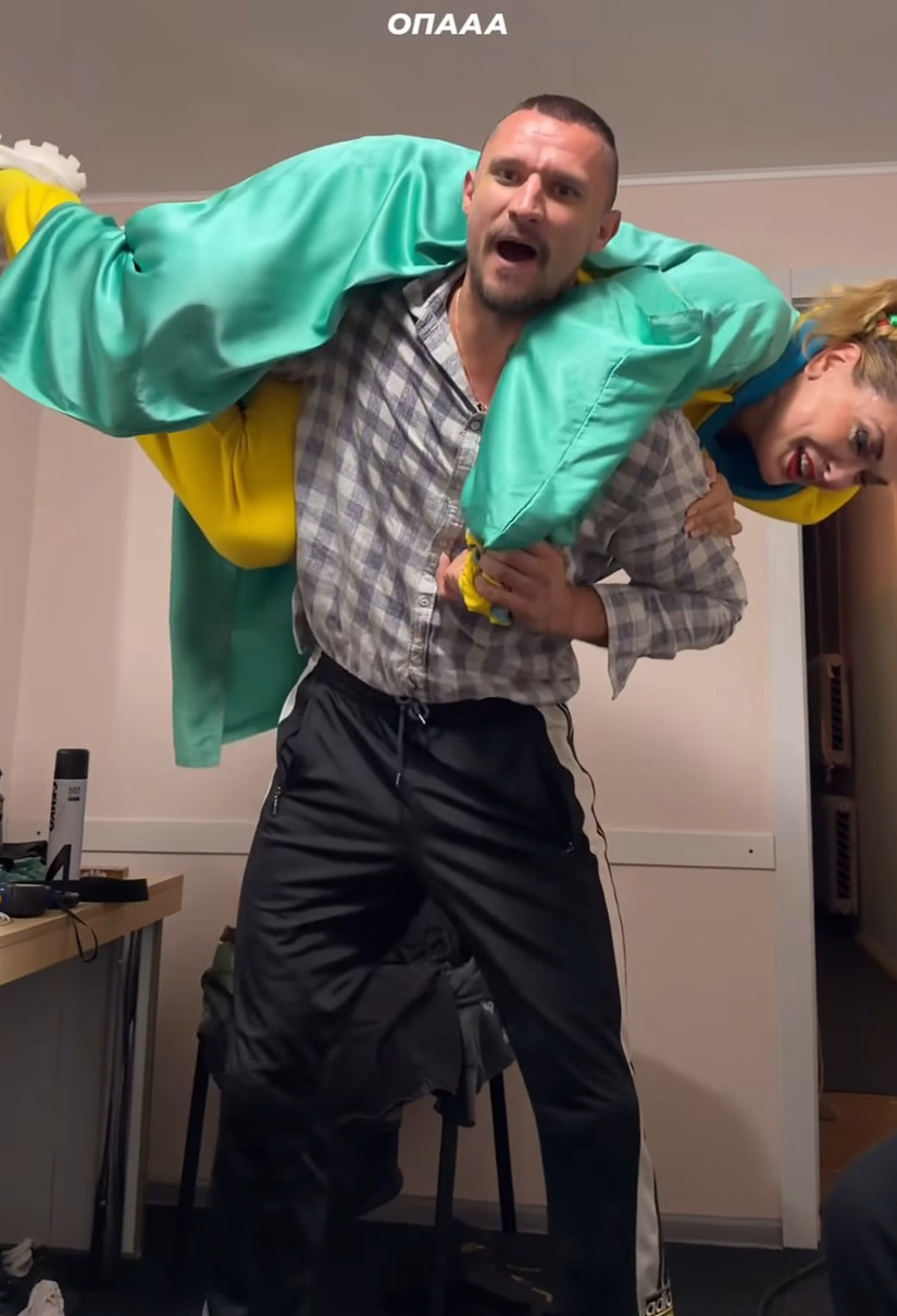 Сумська на спині у Цимбалюка розсекретила свою вагу