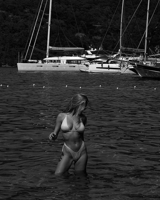 Ксенія Попова показалася на відпочинку