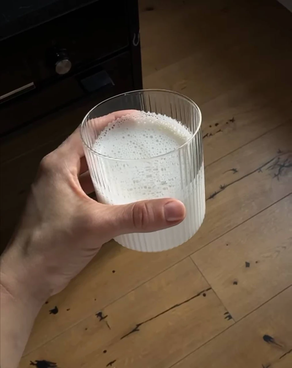 Цікава чудо-рідина, про яку Віка поки не розказувала