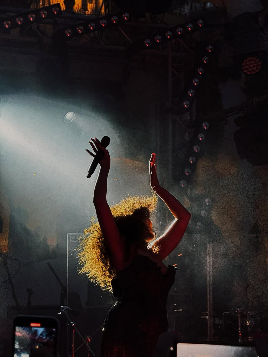 Настя Каменських відповіла на хейт за виступ в США російською