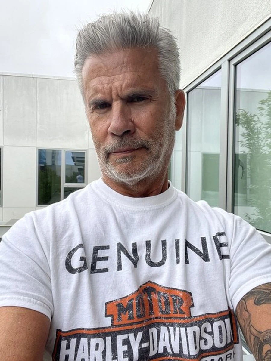 Лоренцо Ламас