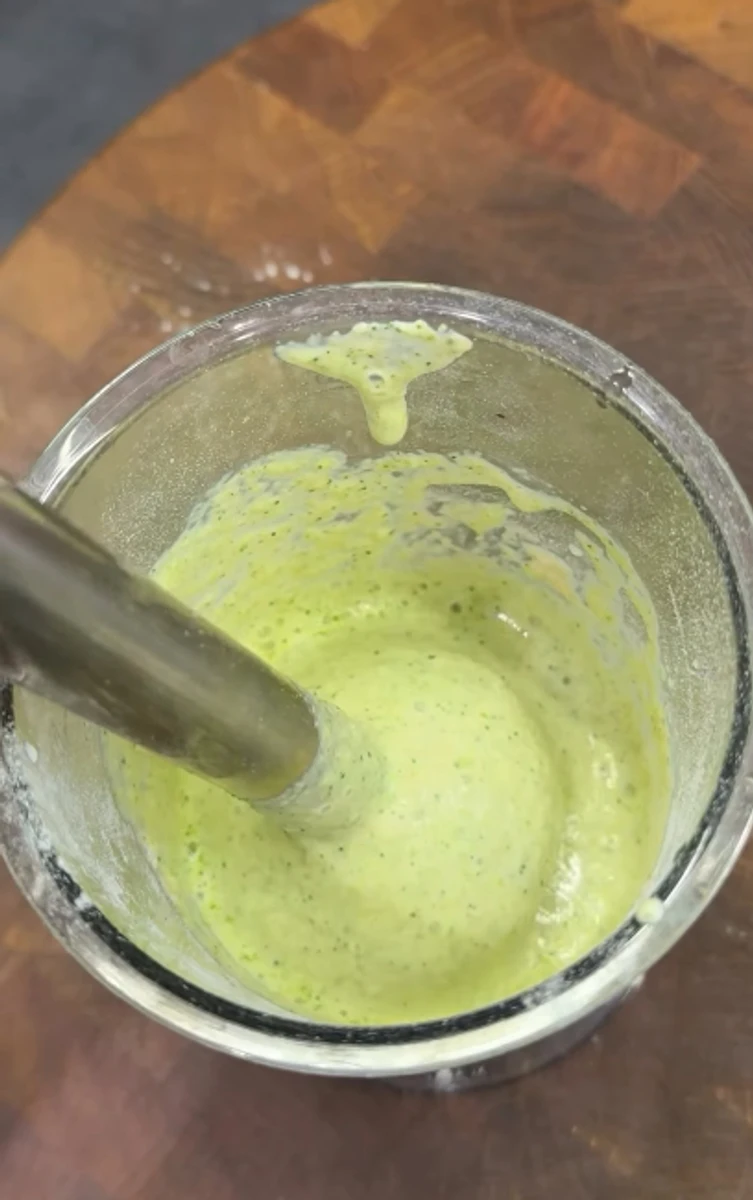 Дружина Євгена Кота розкрила рецепт млинця для усієї родини