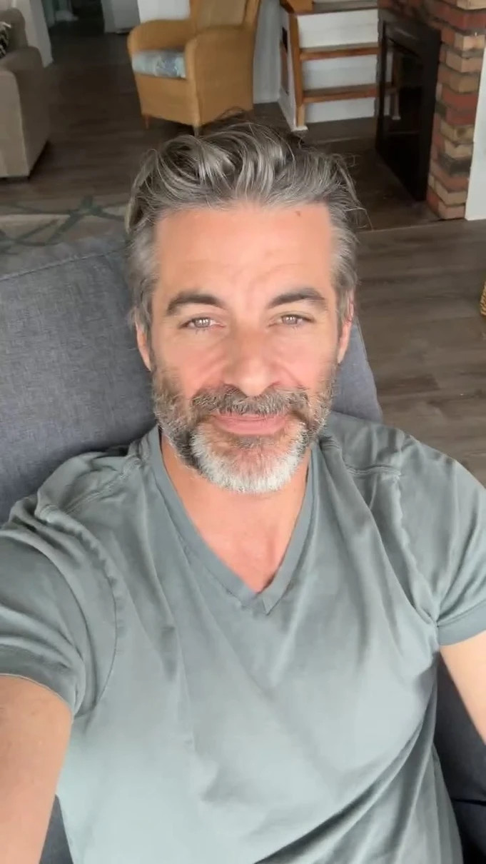 Новий бойфренд Дженніфер Еністон