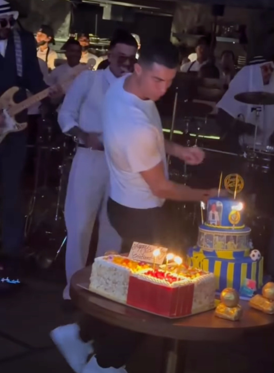 Кріштіану Роналду влаштував пишну вечірку на своє 41-річчя