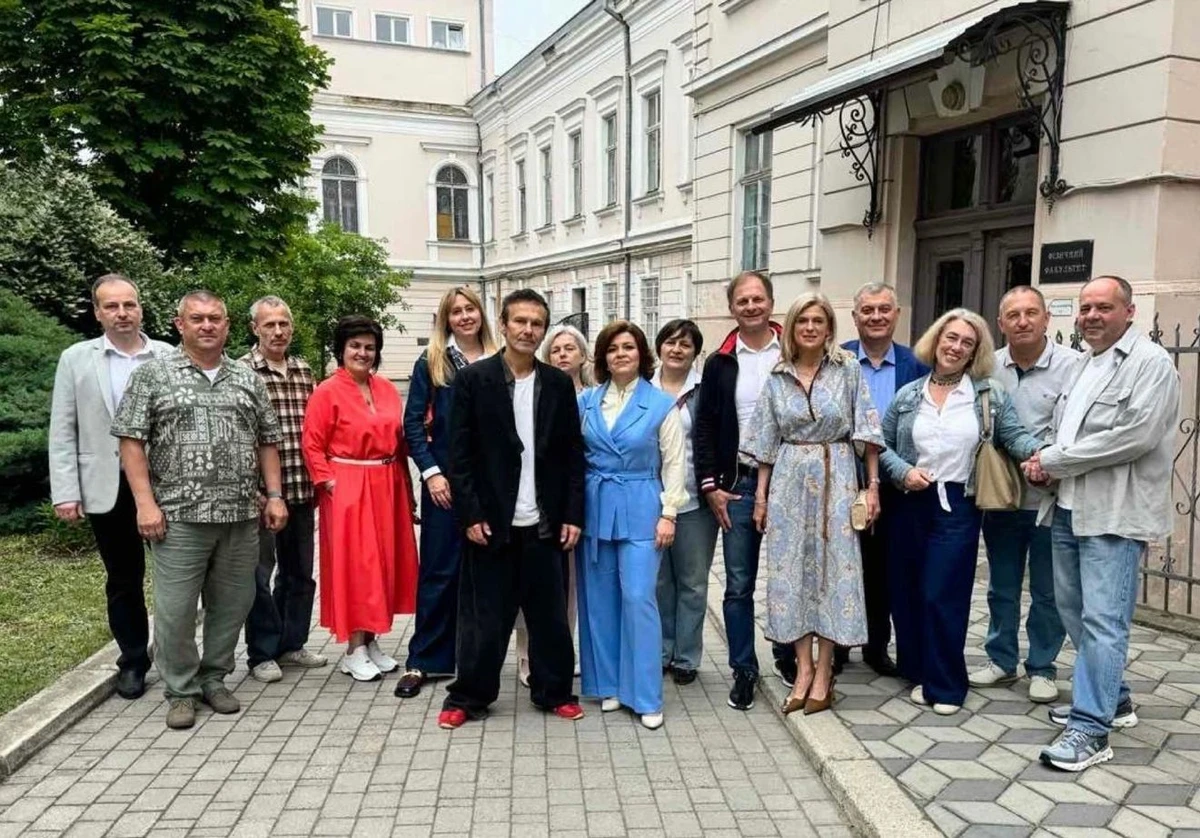 Вакарчук зустрівся з одногрупниками, з якими навчався на фізичному факультеті 
