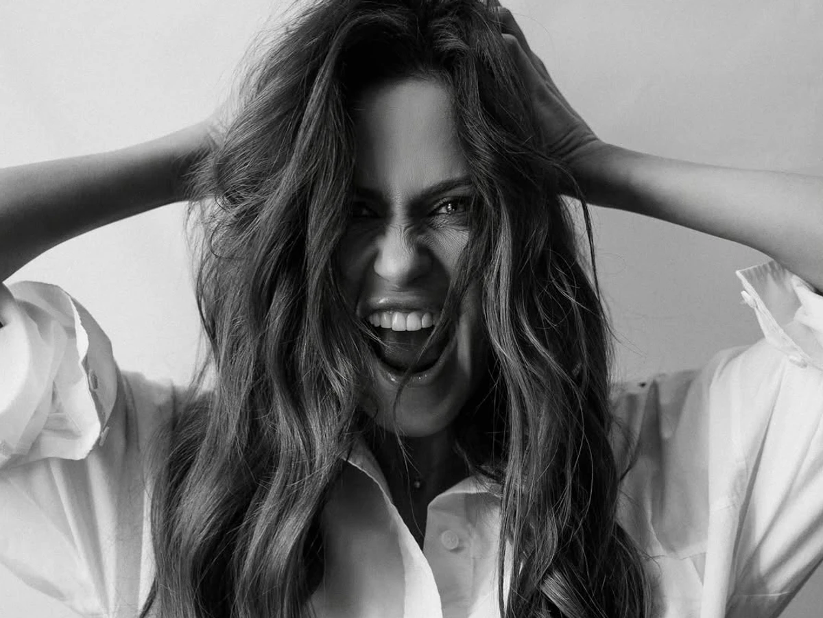 Наталка Денисенко позує для фото