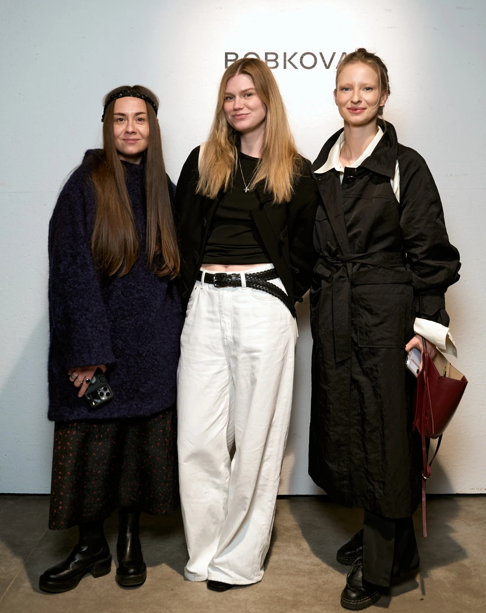 Олена Пржонська, Євгенія Скварська та Анна Брижан на показі BOBKOVA