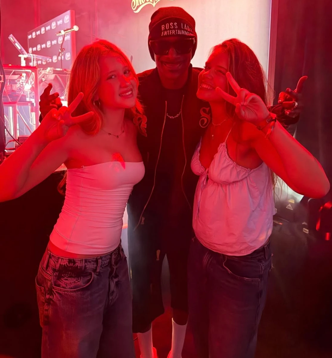 Джессіка Альба показала фото своїх дочок із Snoop Dogg