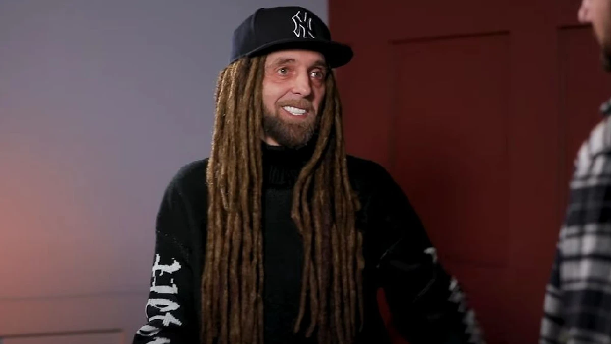 Я дуже скромний у побуті, - сказав про себе Андрій та зізнався, що взагалі не п'є воду і вживає дуже мало рідини