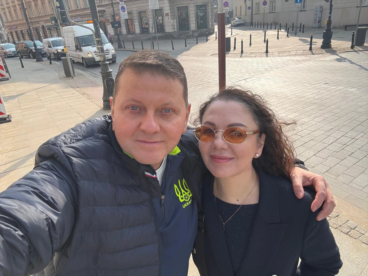 Залужний попозував з дружиною у Лондоні