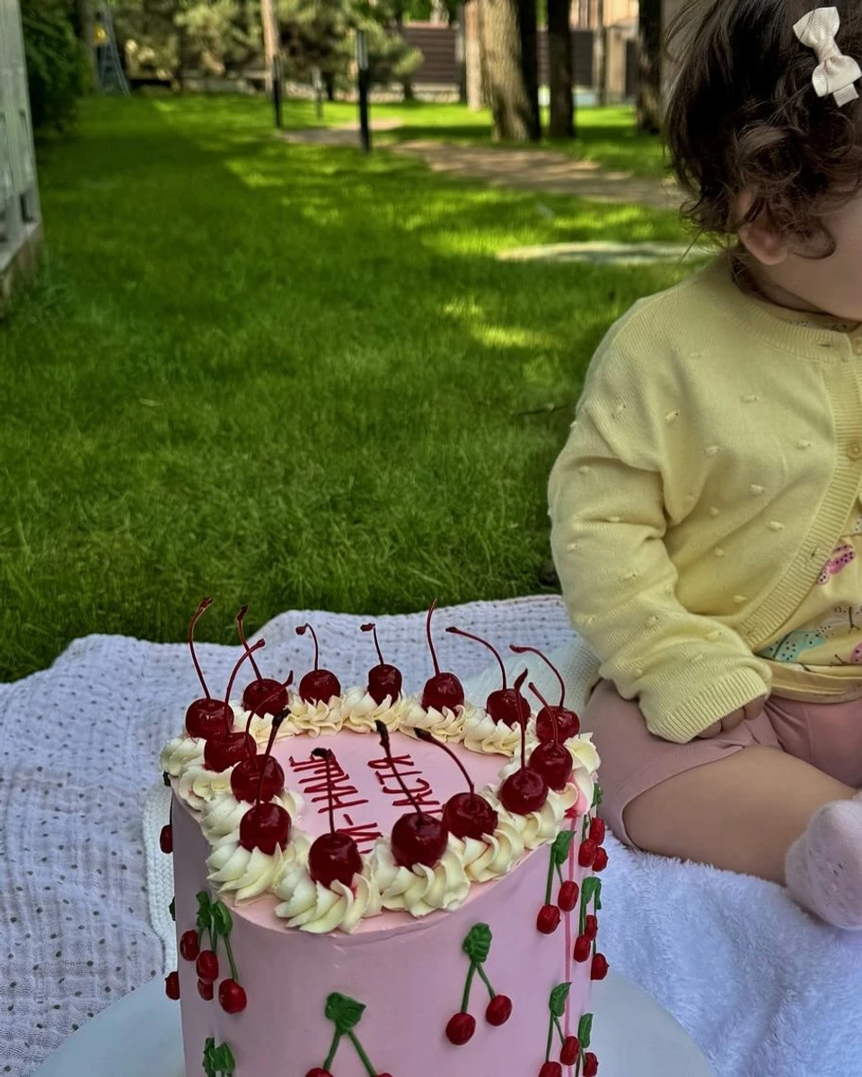 Молодша донька Сергія Тігіпка і його третьої дружини