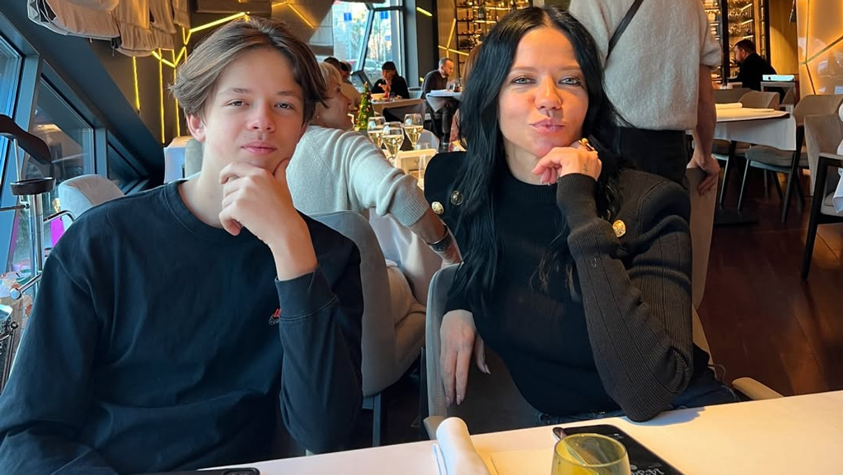 Ірина Горова з сином на фото