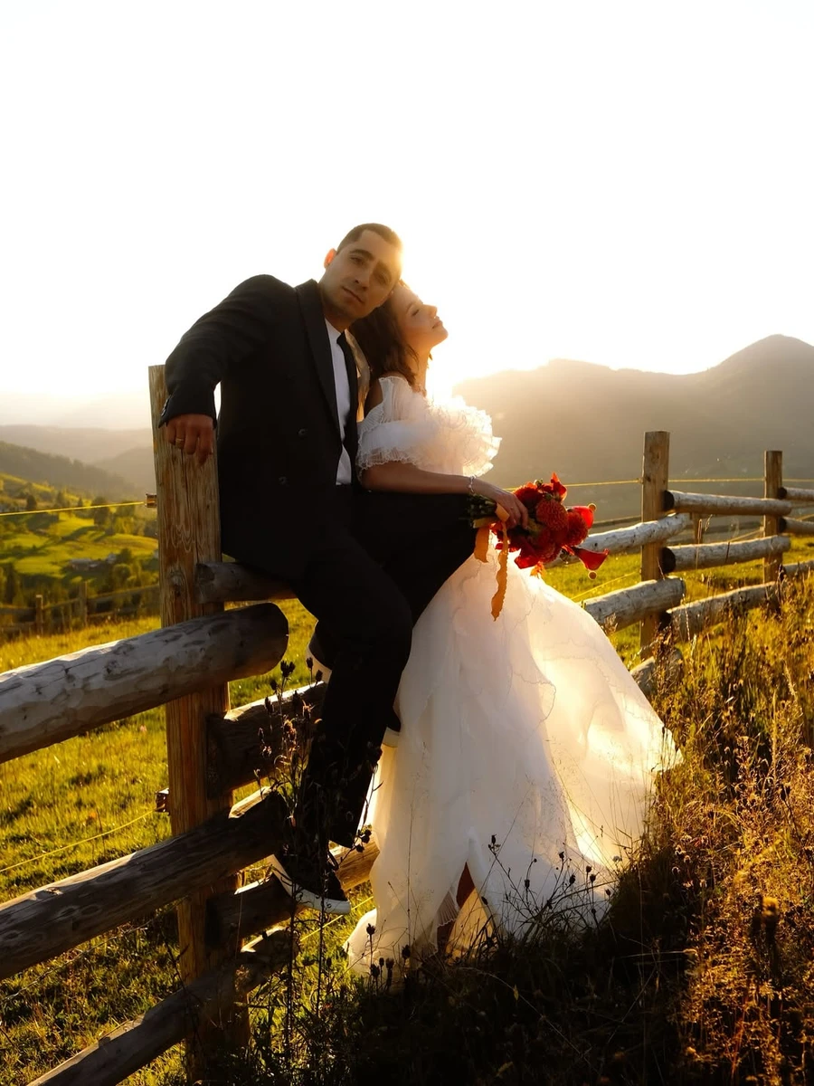 Вітаємо молодят!