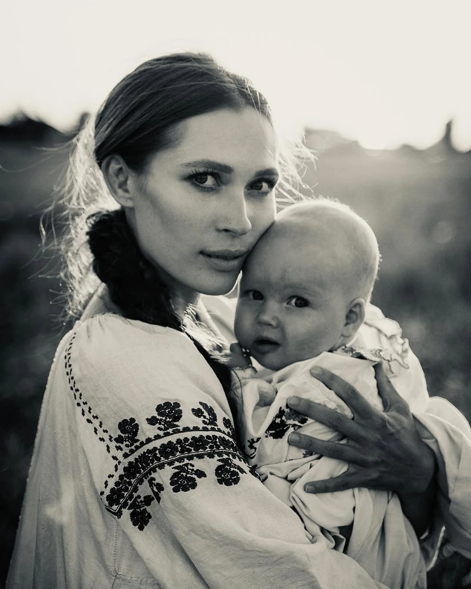 Олена Світлицька пологи