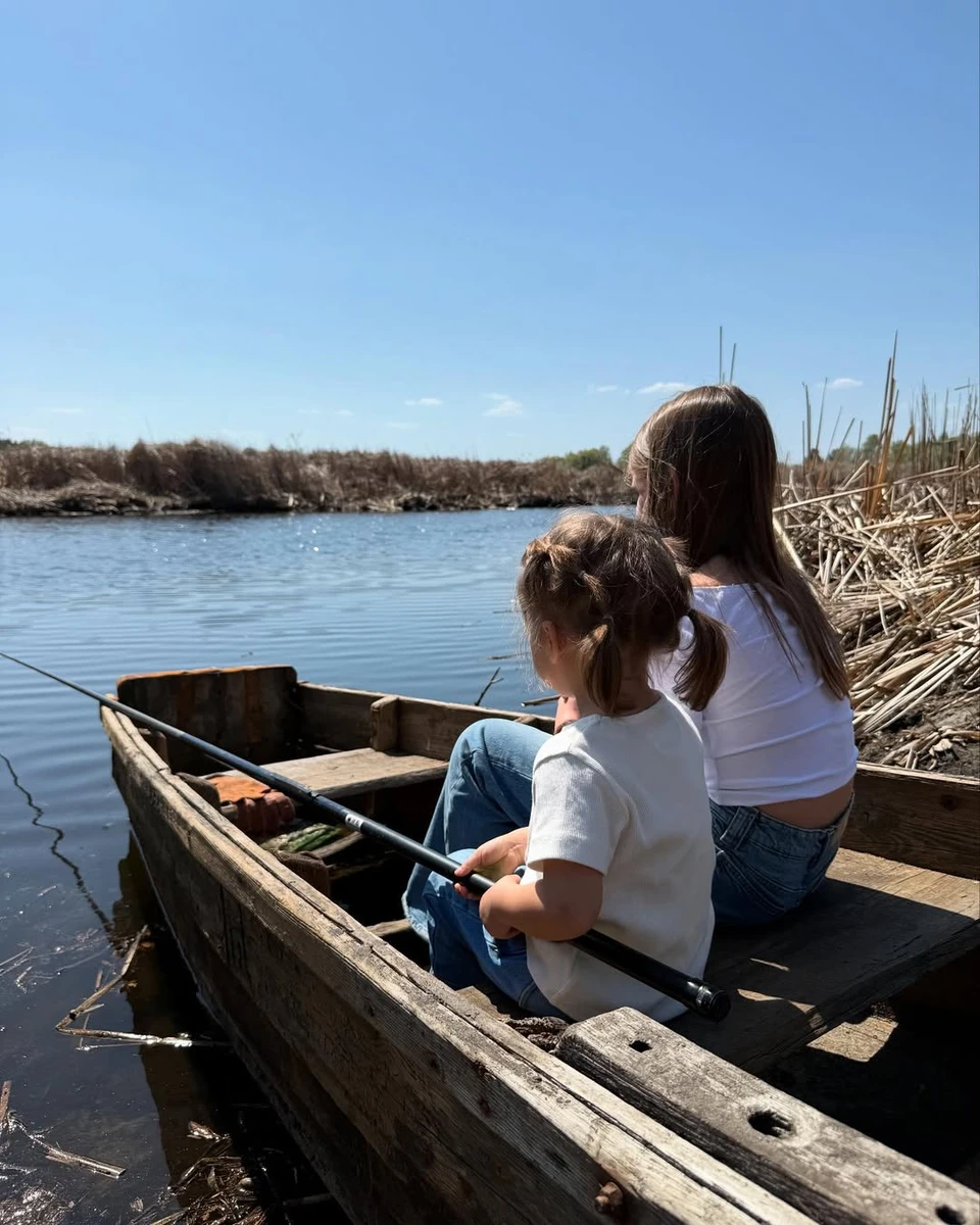 Олександр Скічко показав своїх доньок на риболовлі