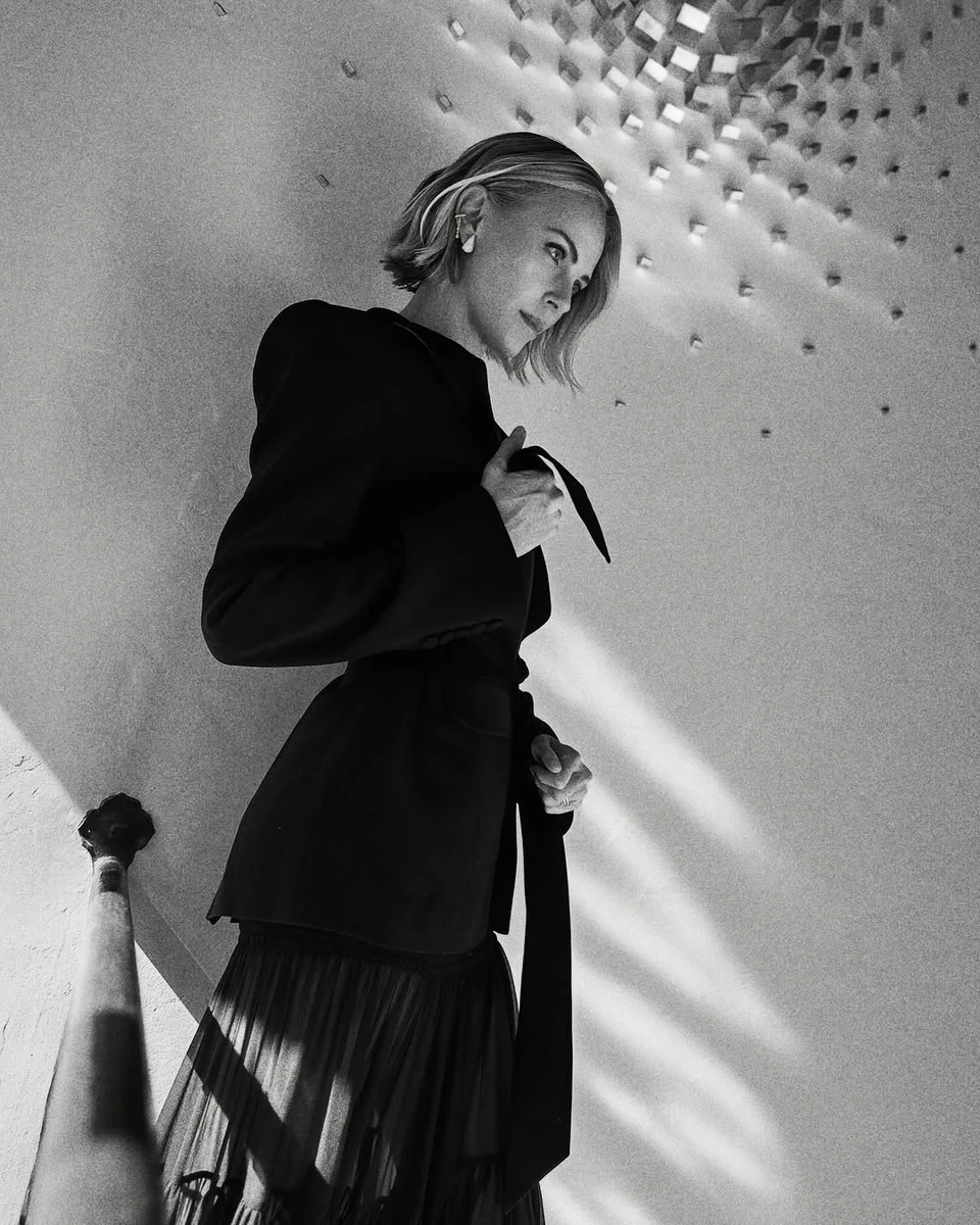 Шарліз Терон показалася в ошатному аутфіті