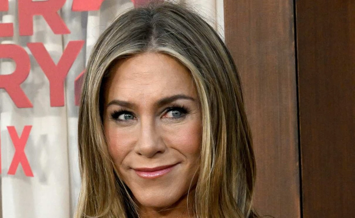 Дженніфер Еністон