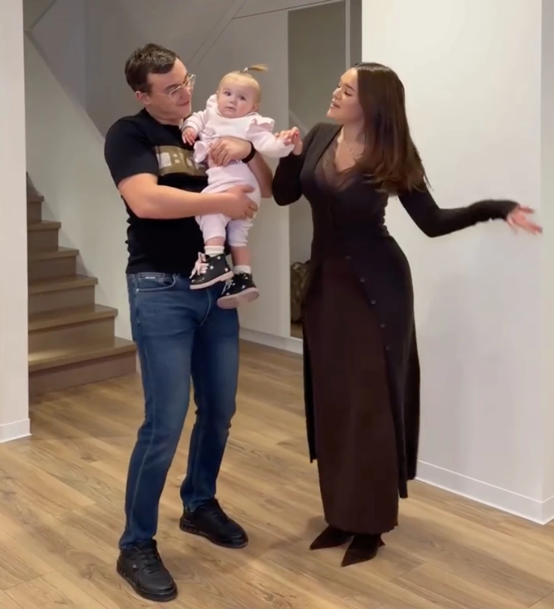 Тіна Кароль заспівала пісню донечці Юлії Верби