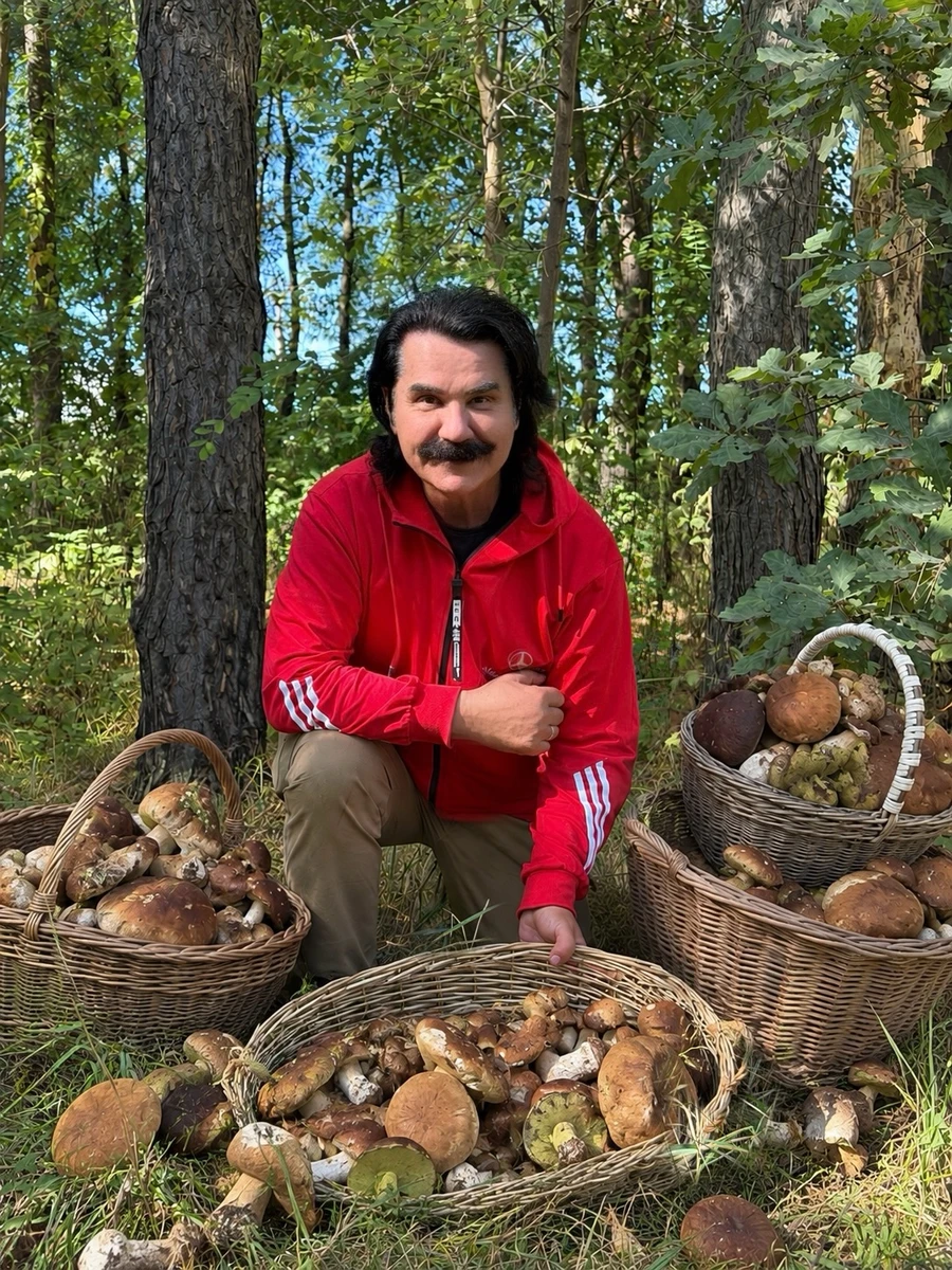 Павло Зібров похвалився грибами