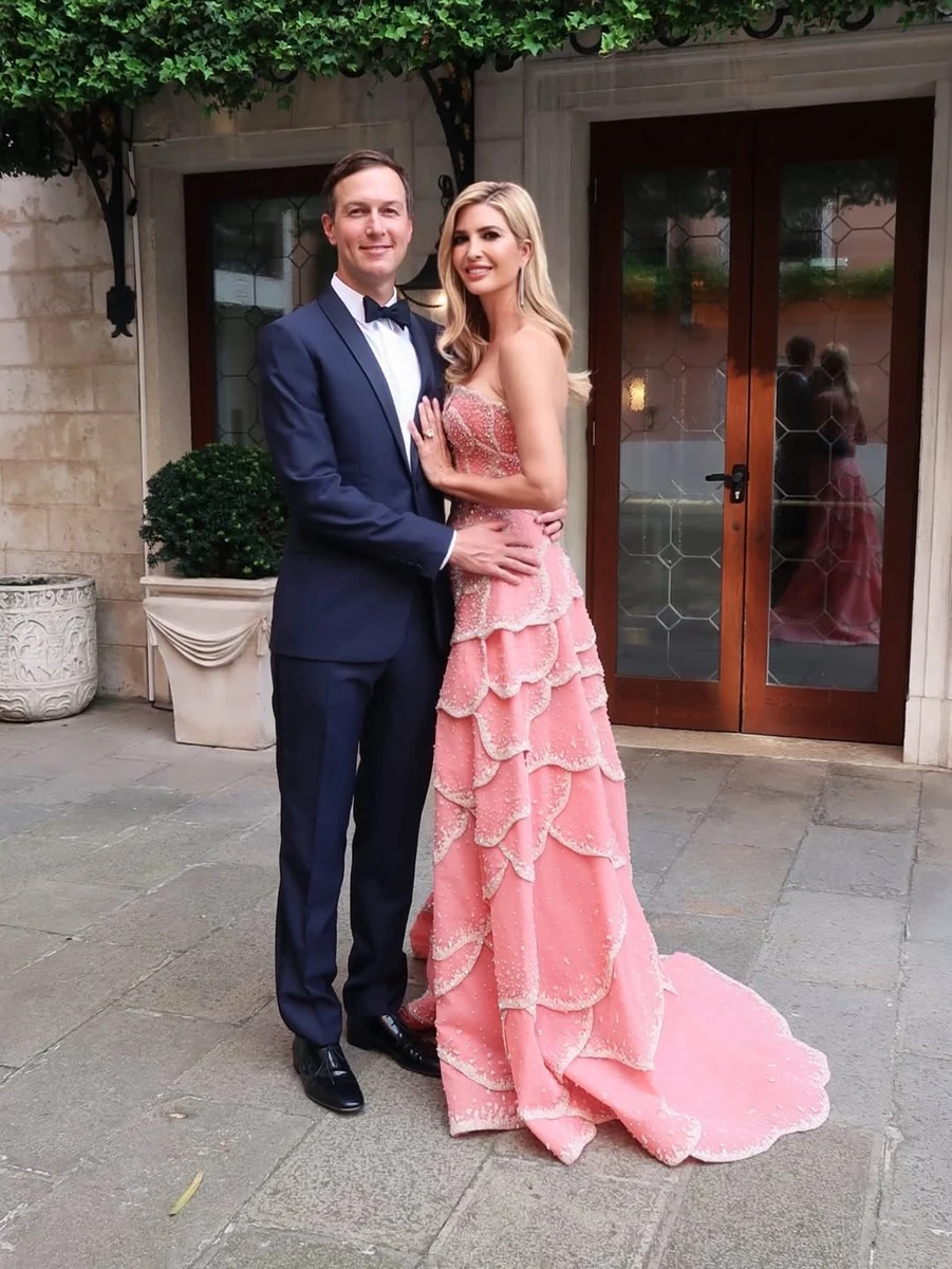 Іванка Трамп на весіллі Безоса з чоловіком