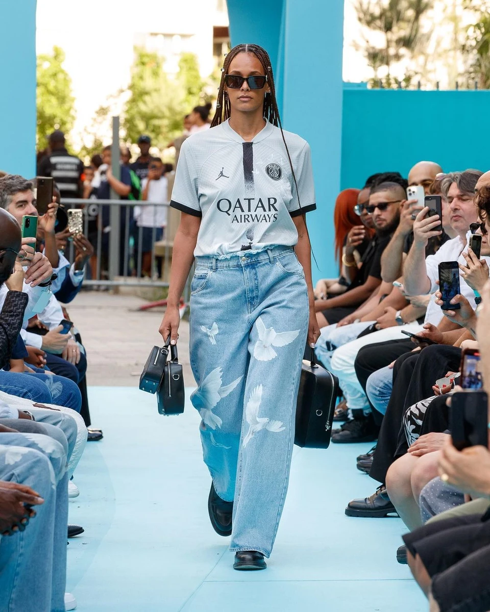 Стиль блоккор від бренду Estro