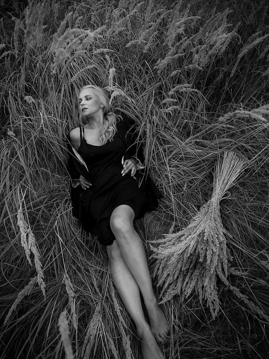 Навіть чорно-білі фото передають атмосферу 