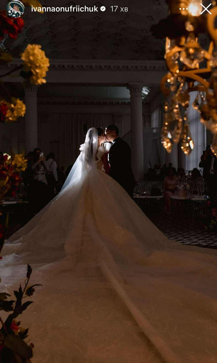 Про історію кохання пари читайте тут 