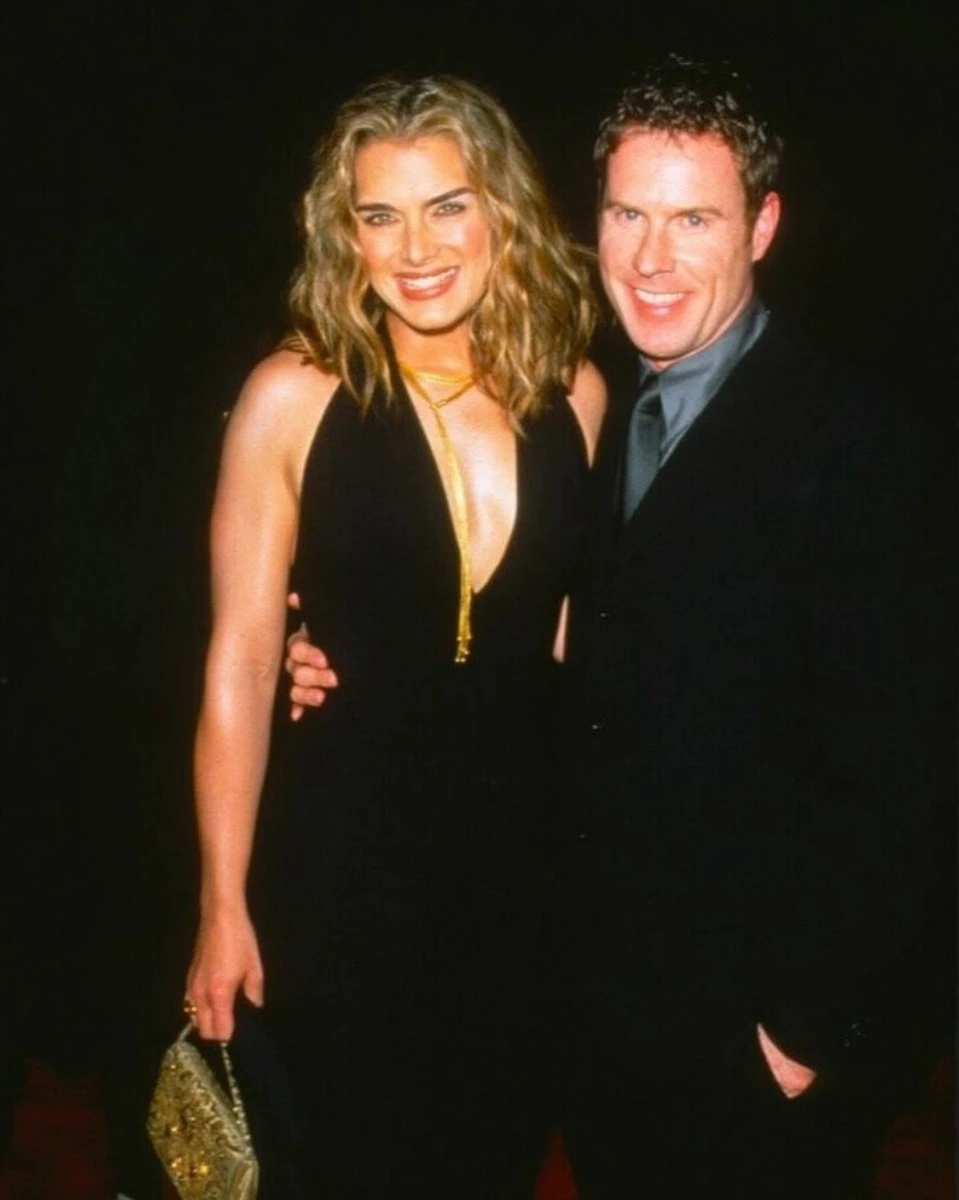 Брук Шилдс показала ефектне фото з чоловіком на його 62-річчя