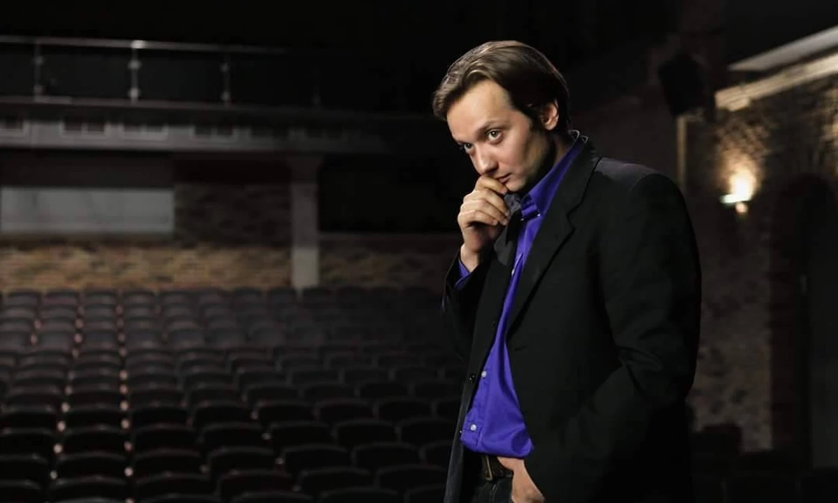 Марк Дробот в театрі