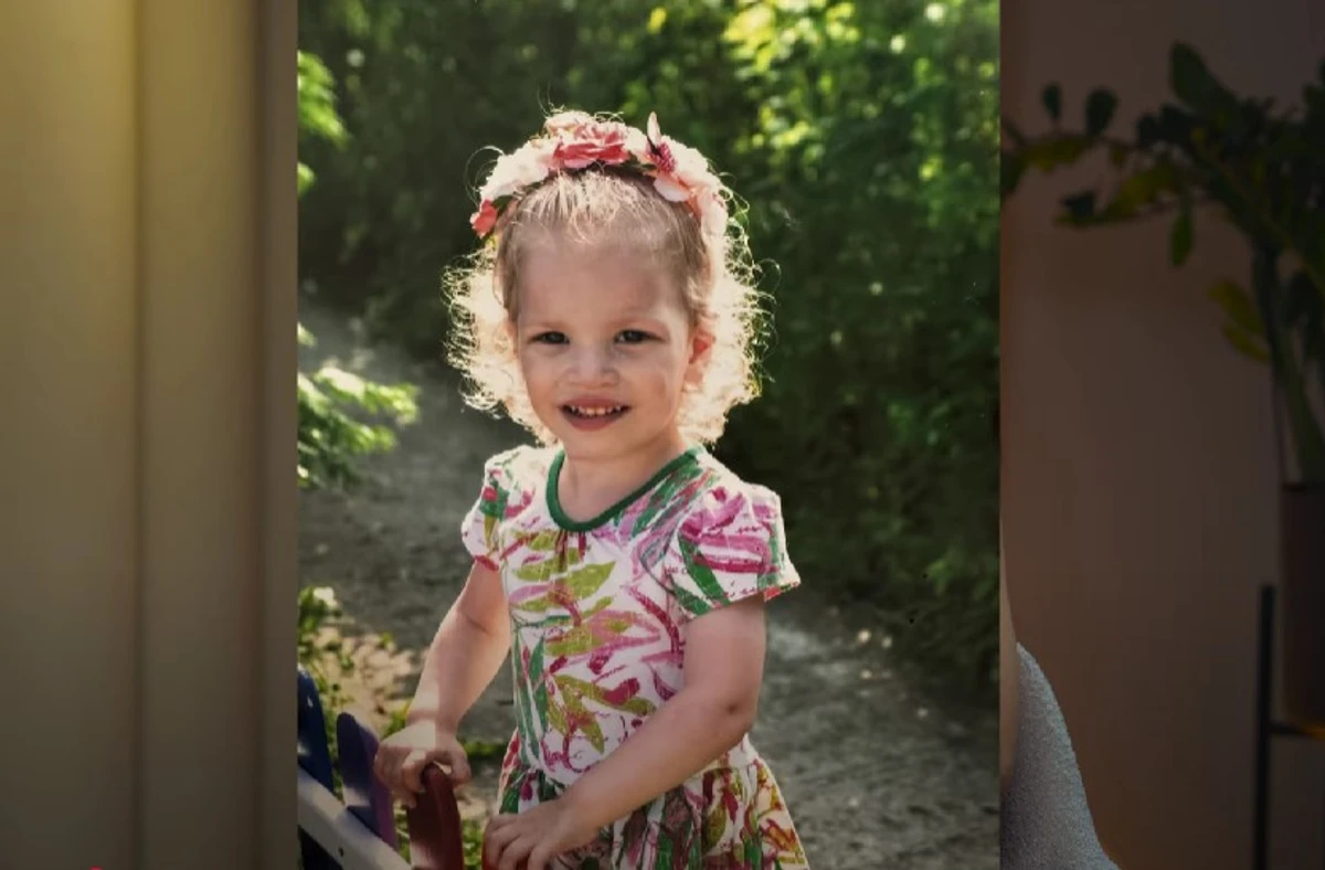 Прийомна донька Мірошниченко