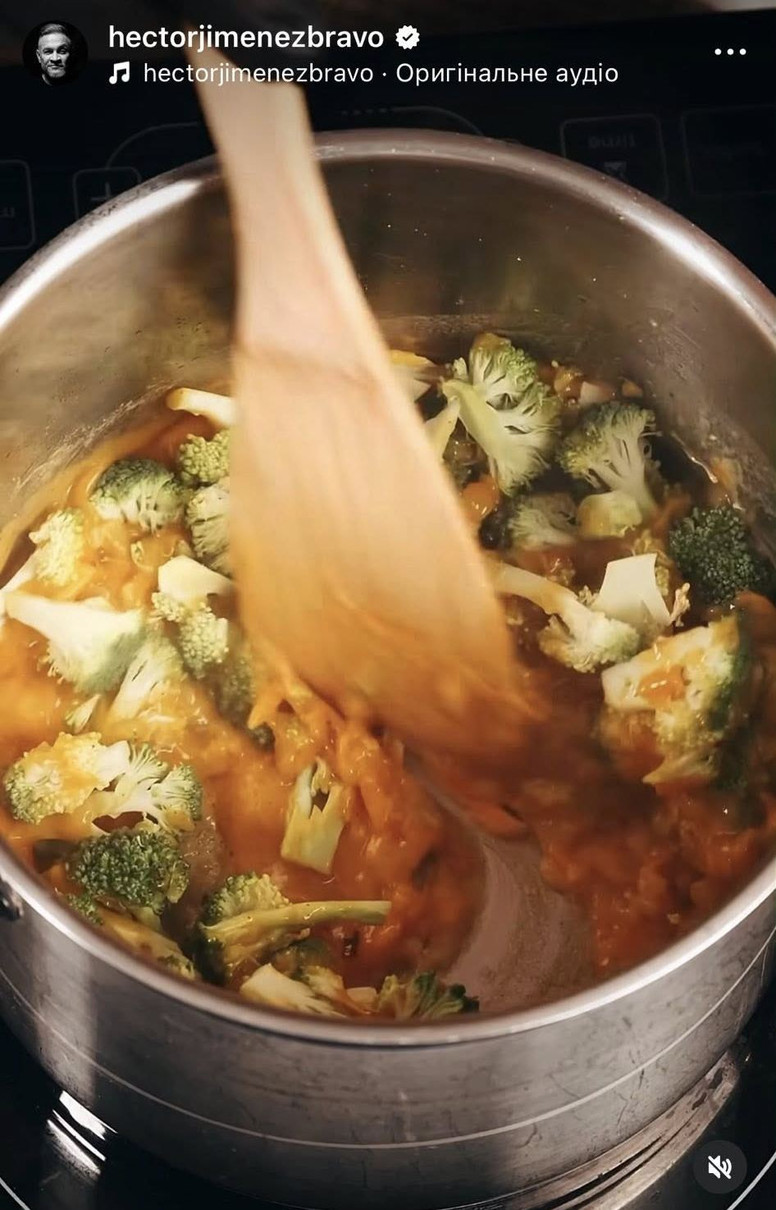 Сирний суп з броколі