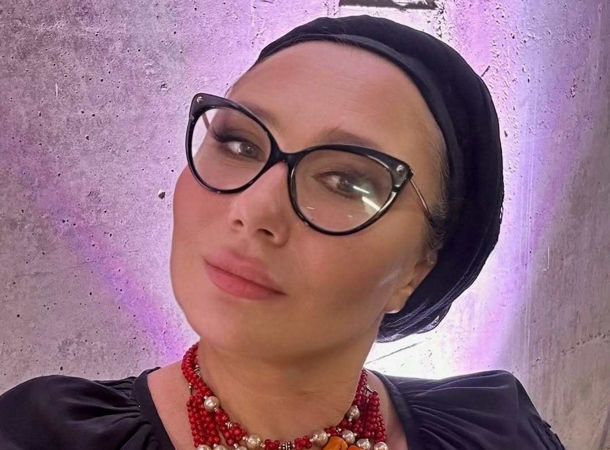 Олена Мозгова