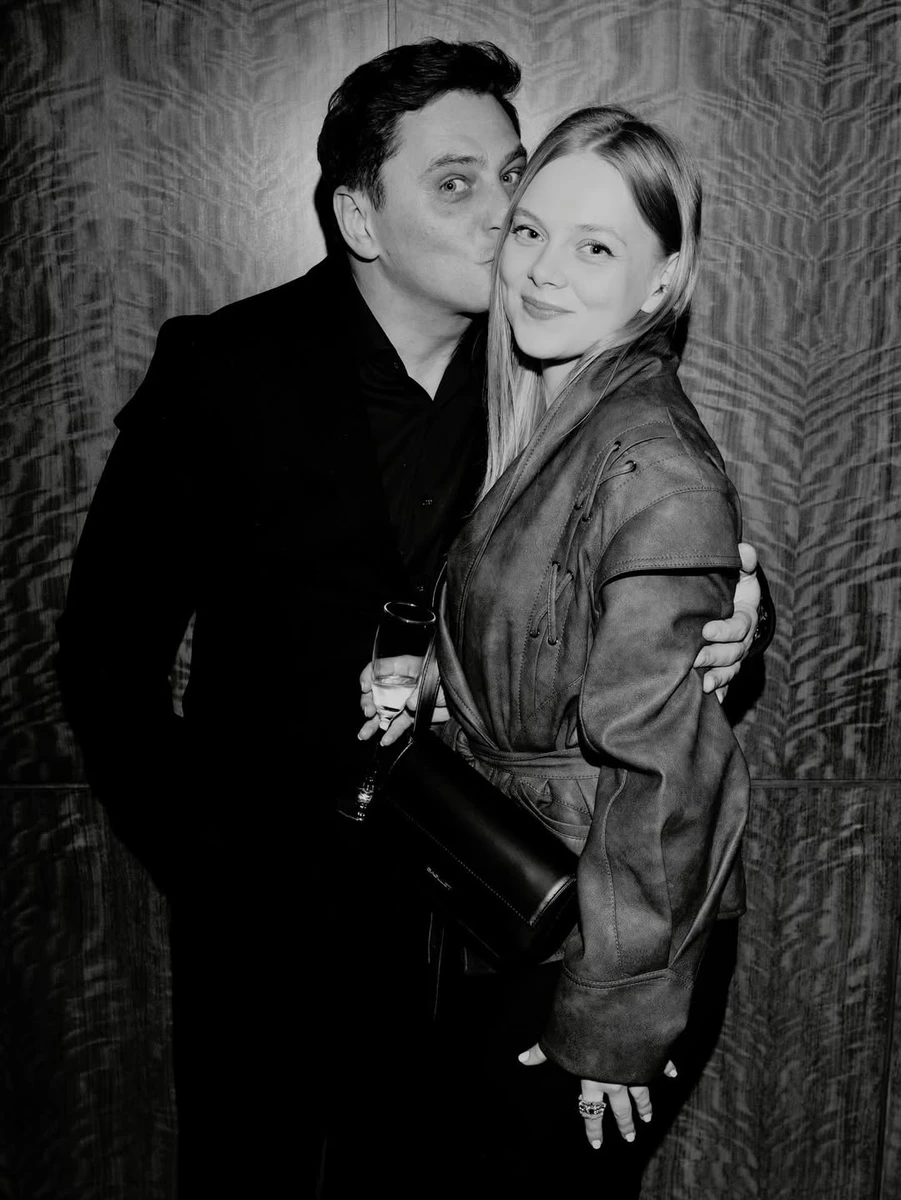 Актор Довженко з нареченою