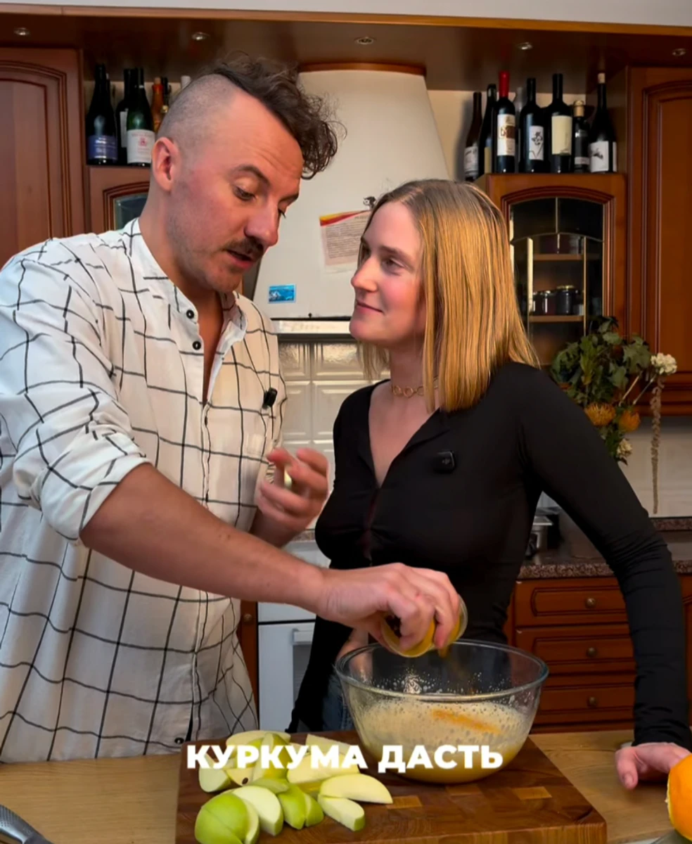 Шарлотка за рецептом Євгена Клопотенка