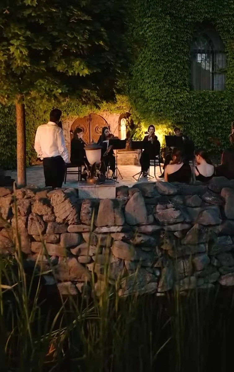 Як пройшла вечірка Неплях